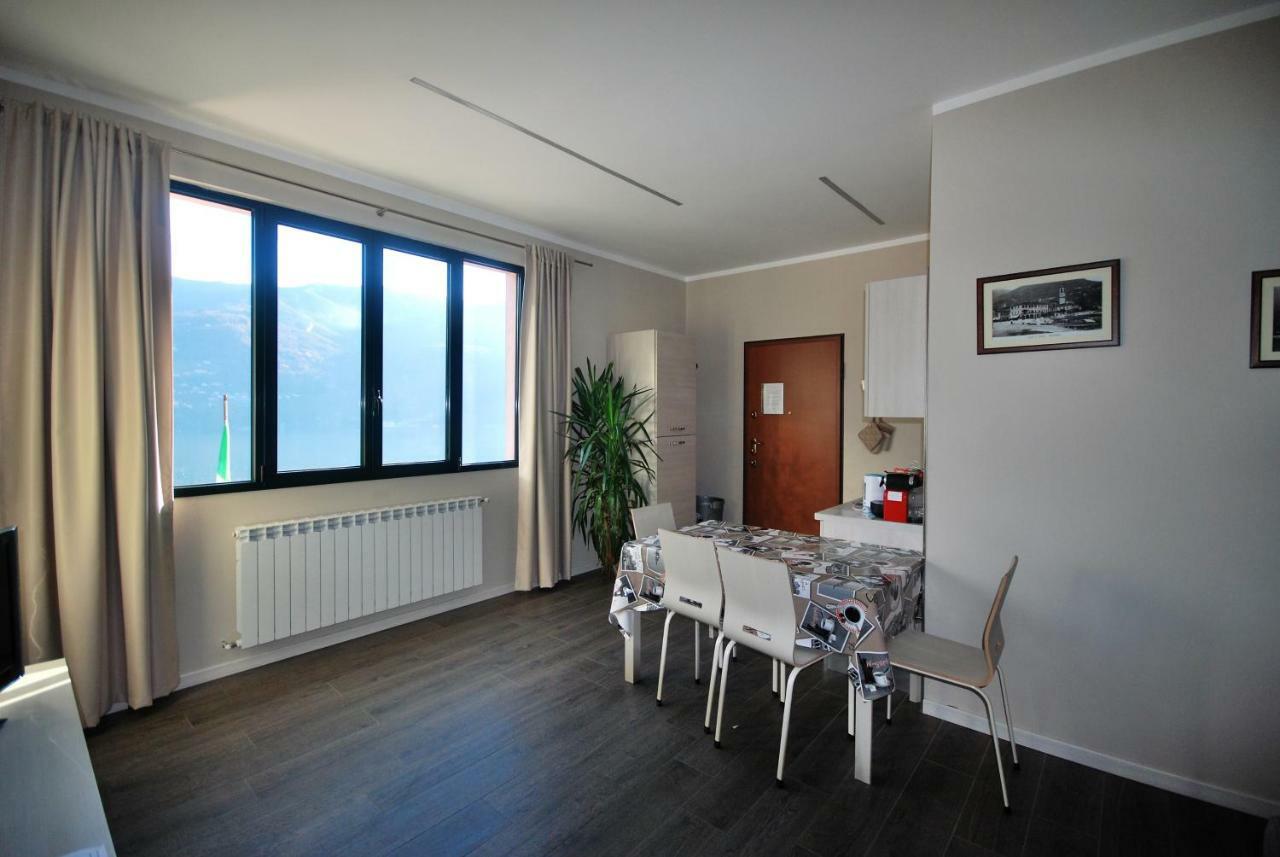 Residenza Andrea Olga Apartment Лальо Екстериор снимка